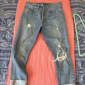Levi’s 501 ripped women’s jeans